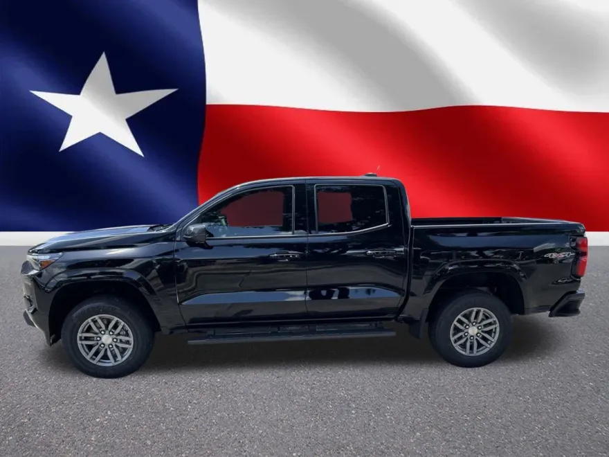 2026 Chevrolet Colorado LT photo 1