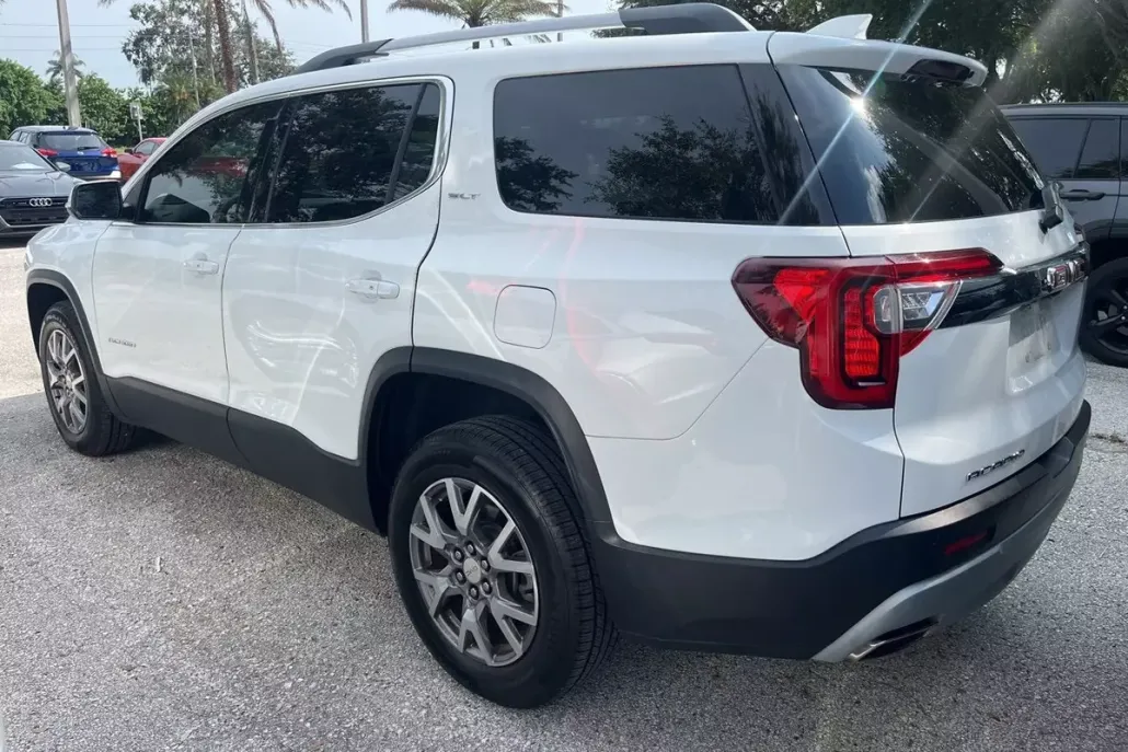 2020 Gmc Acadia SLT photo 1