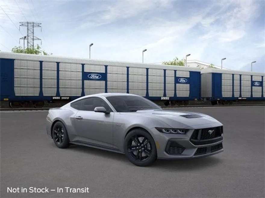 2025 Ford Mustang GT photo 1