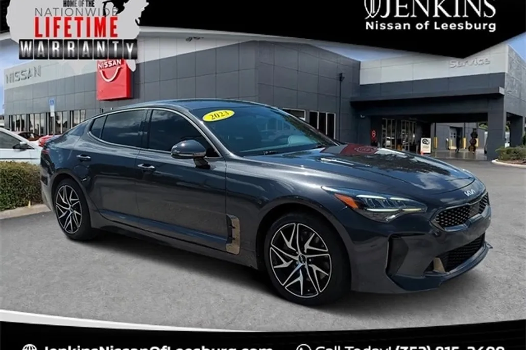 2023 Kia Stinger GT-Line photo 1