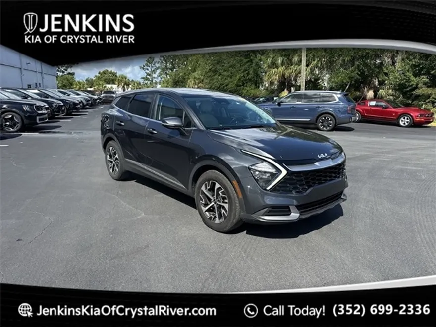2023 Kia Sportage EX photo 1