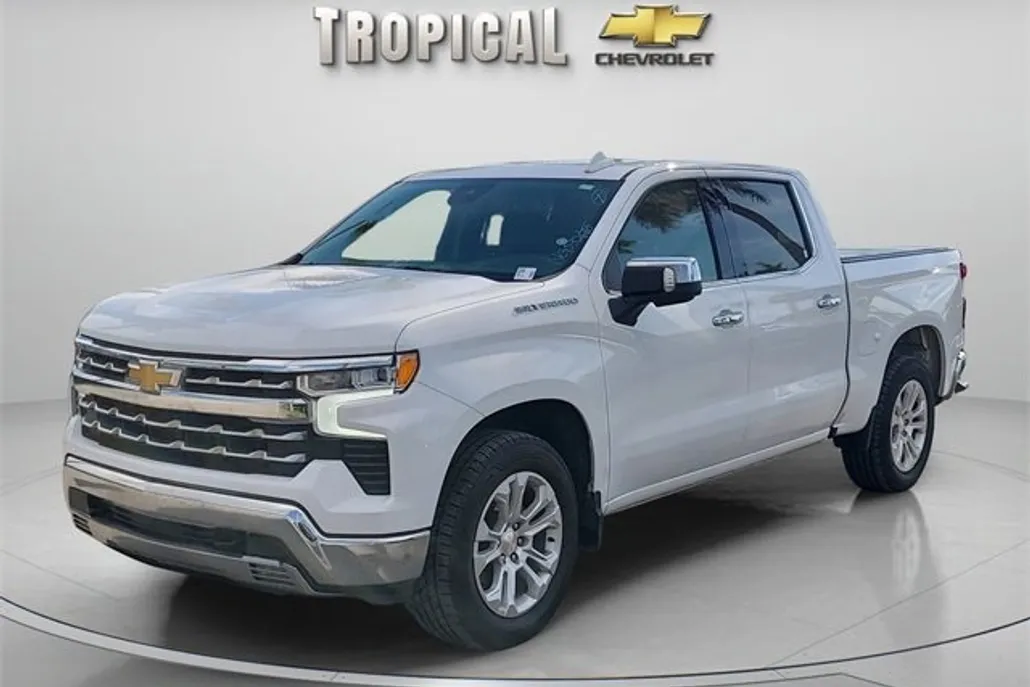 2022 Chevrolet Silverado 1500 LTZ photo 1