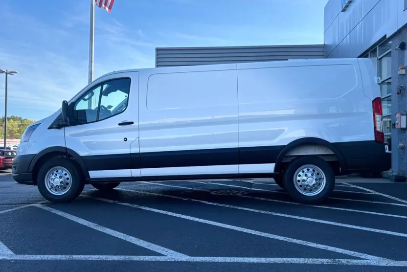 2025 Ford Transit photo 1