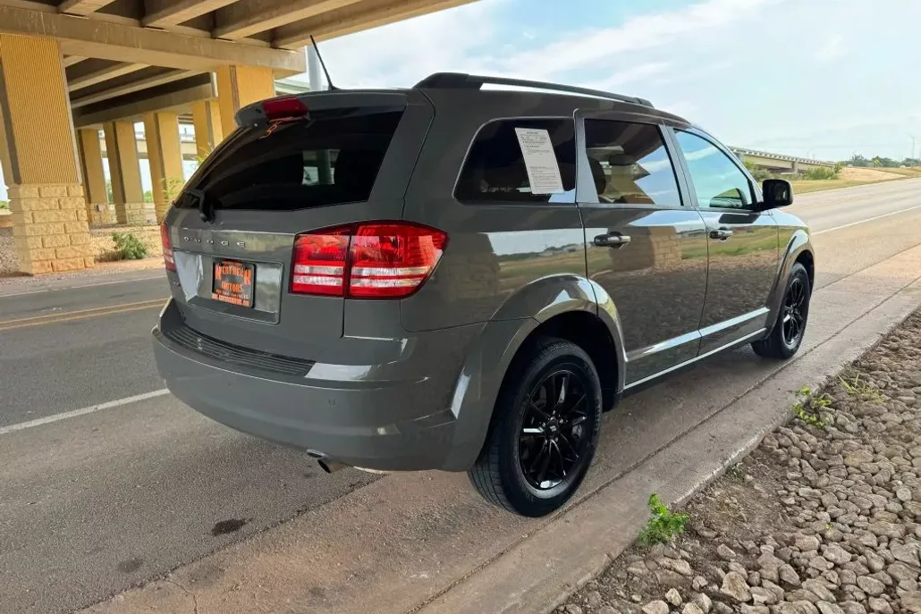 2020 Dodge Journey SE Value photo 1
