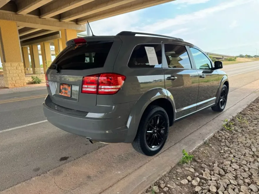 2020 Dodge Journey SE Value photo 1