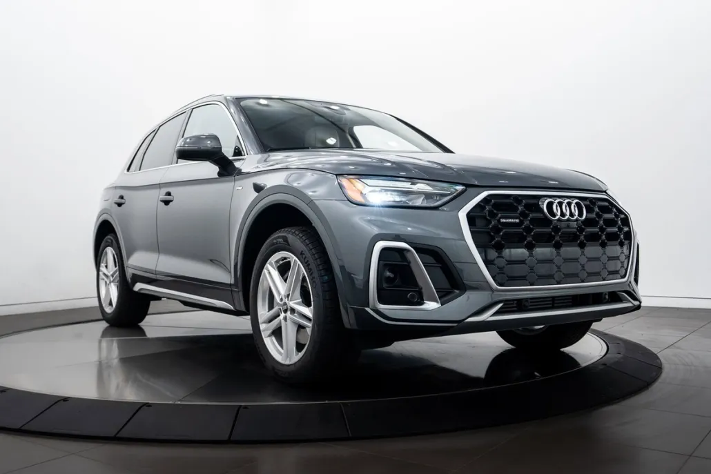 2024 Audi Q5 55 S line Premium Plus photo 1