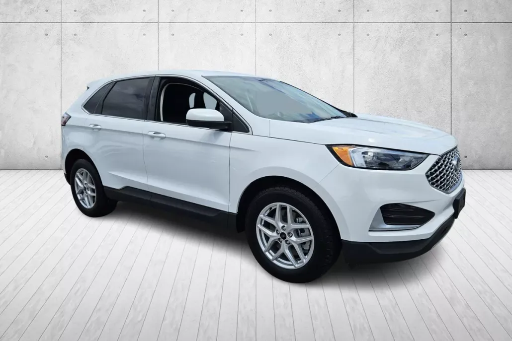 2024 Ford Edge SEL photo 1