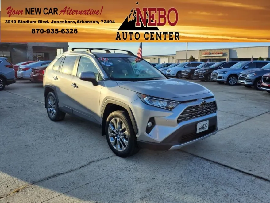 2019 Toyota RAV4 Limited photo 1