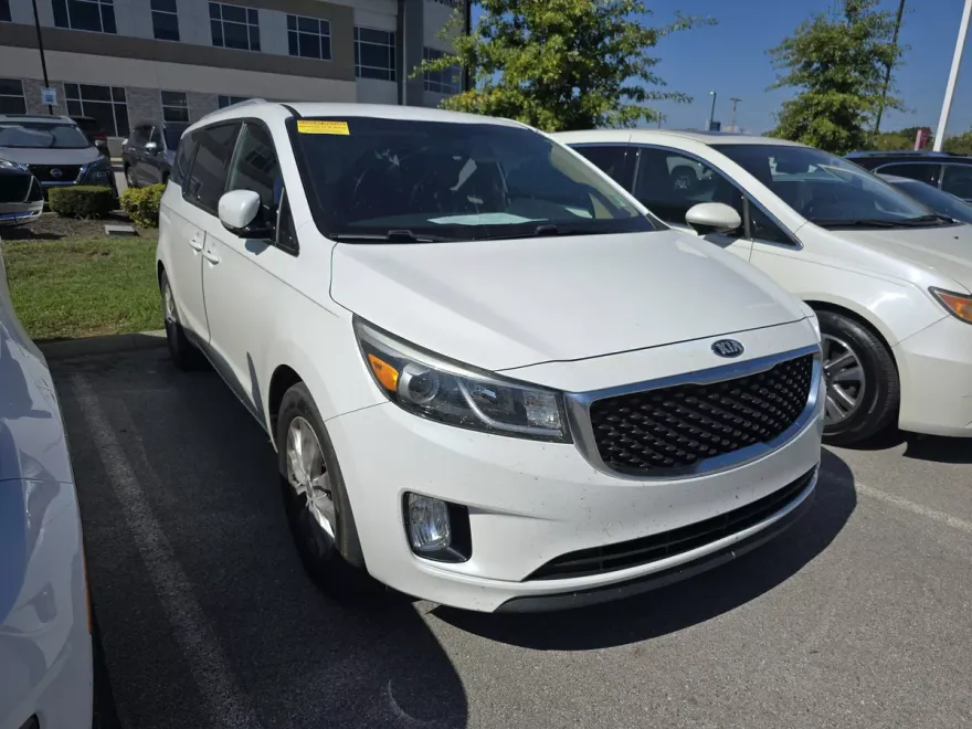 2015 Kia Sedona EX photo 1