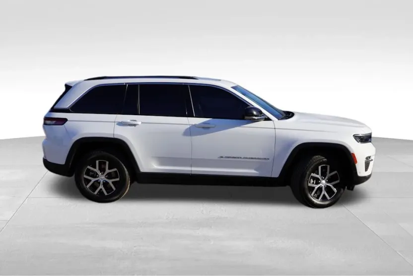 2022 Jeep Grand Cherokee Limited 4xe photo 1