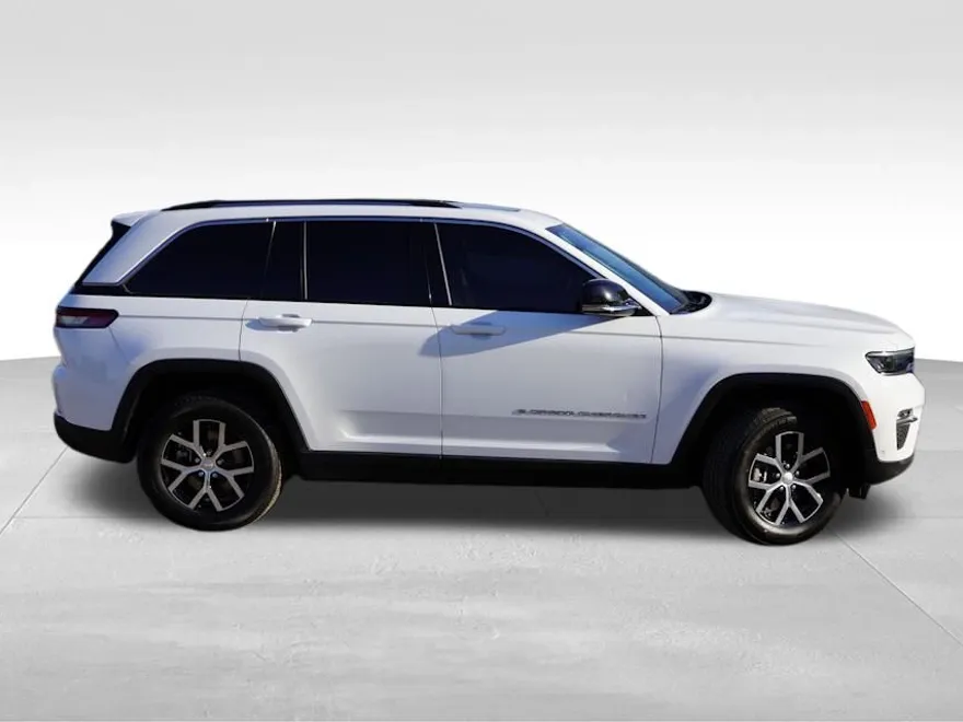 2022 Jeep Grand Cherokee Limited 4xe photo 1