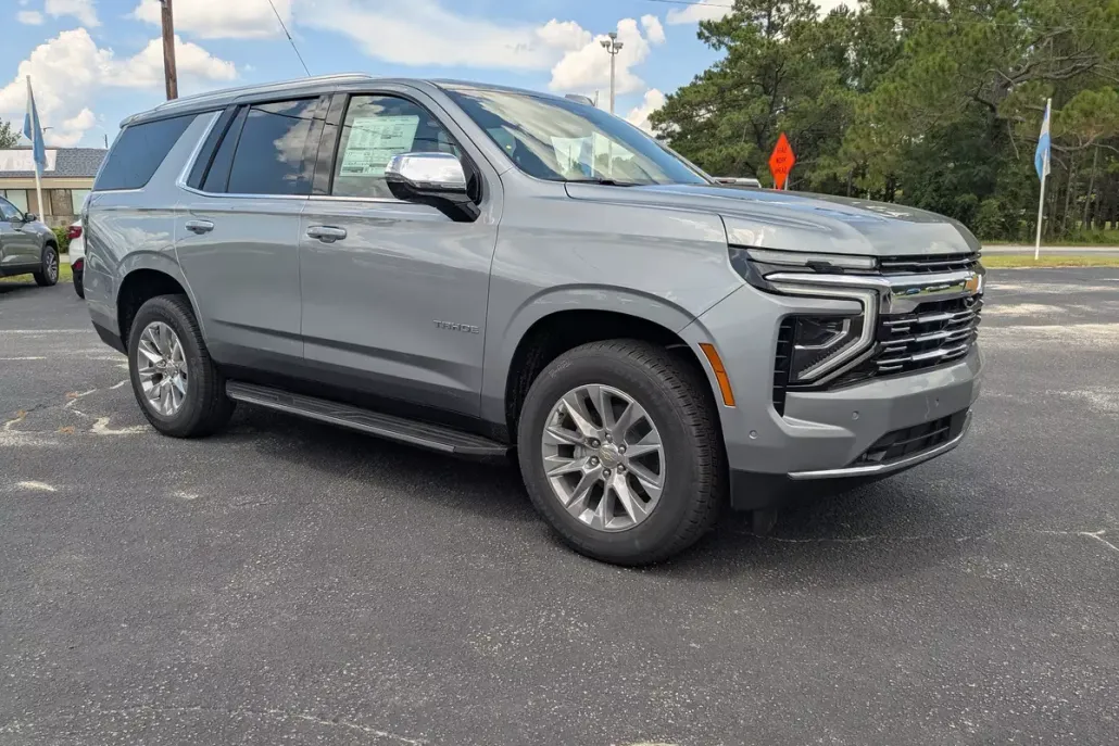 2025 Chevrolet Tahoe Premier photo 1