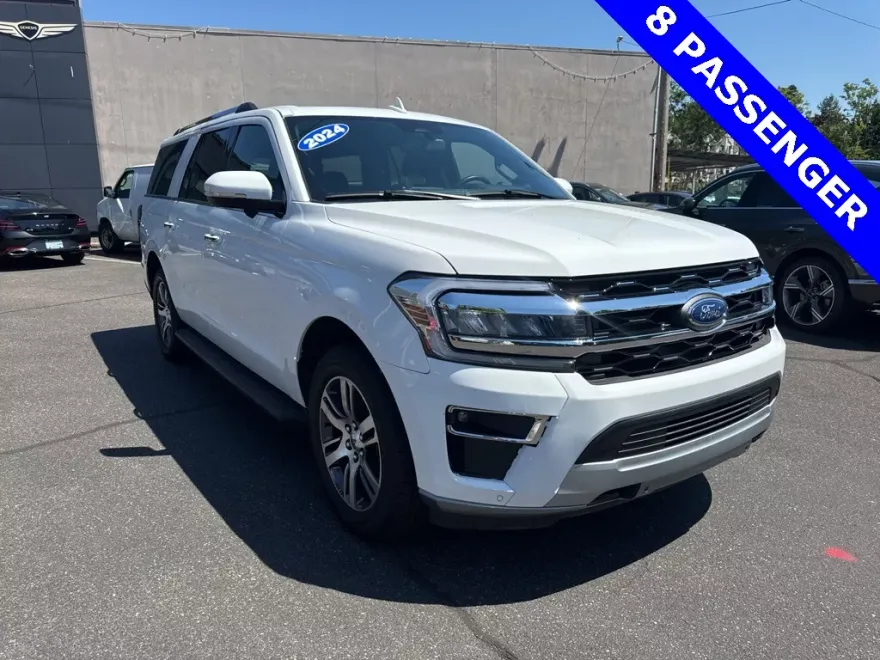 2024 Ford Expedition MAX Limited photo 1