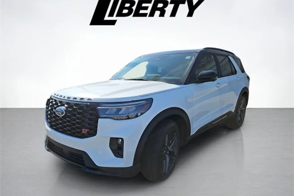 2025 Ford Explorer ST photo 1