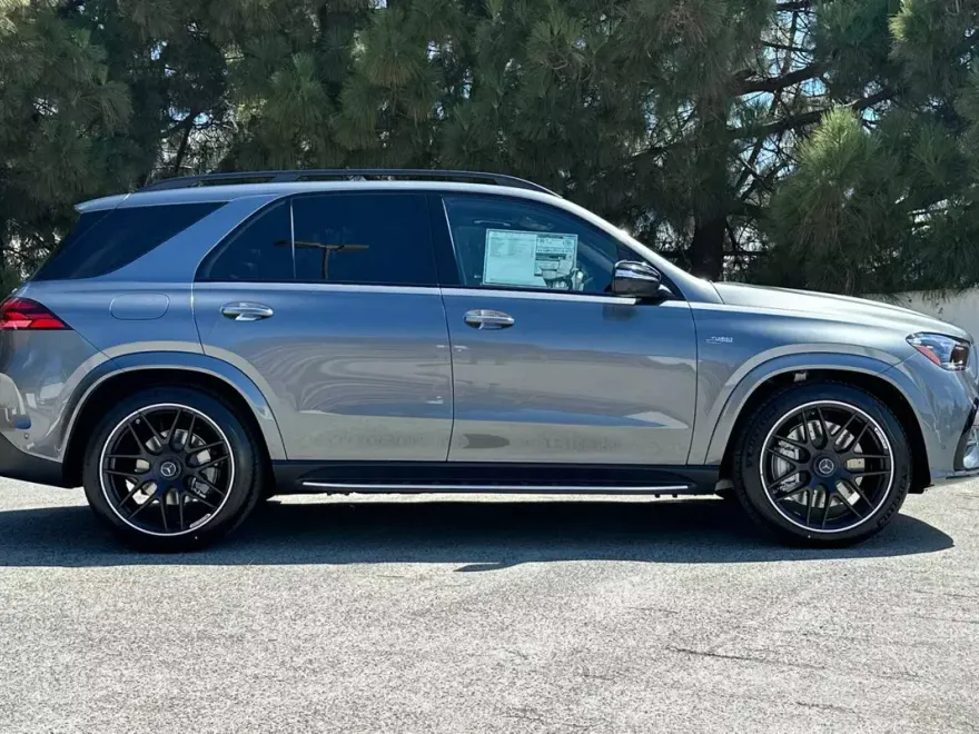 2026 Mercedes Benz GLE AMG 53 photo 1