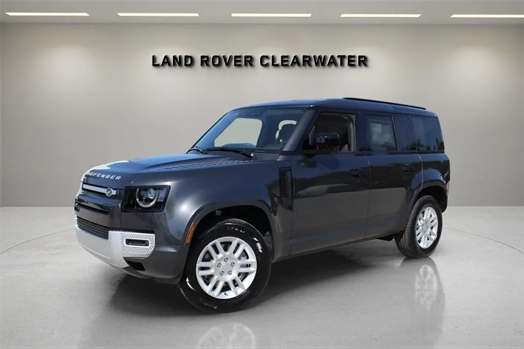 2025 Land Rover Defender 110 S photo 1