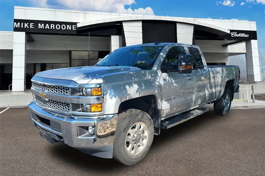 2015 Chevrolet Silverado 2500HD LT photo 1