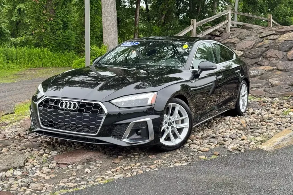 2023 Audi A5 45 S line Premium Plus photo 1