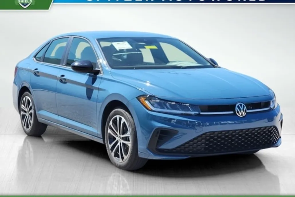 2025 Volkswagen Jetta 1.5T Sport photo 1