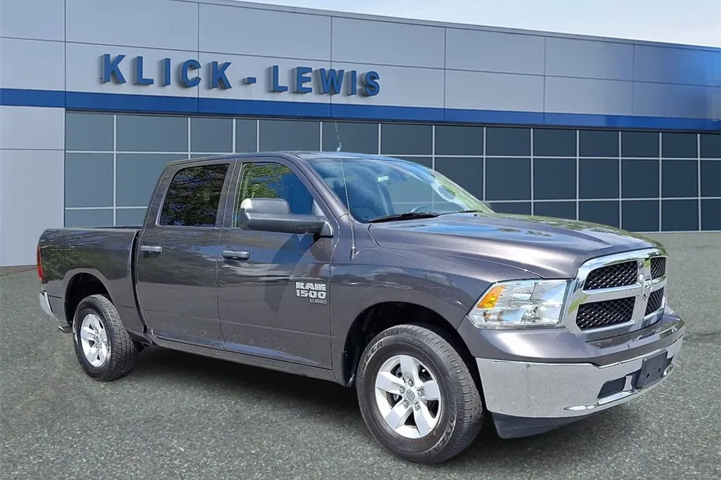 2023 Ram 1500 Classic SLT photo 1