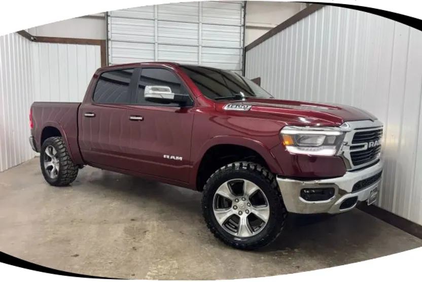 2019 Ram 1500 Laramie photo 1