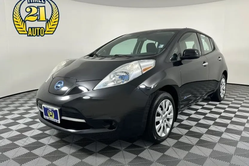 2013 Nissan Leaf S photo 1