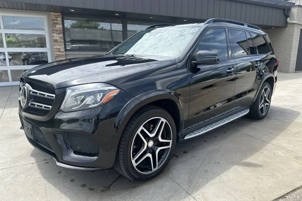 2017 Mercedes Benz GLS 550 photo 1