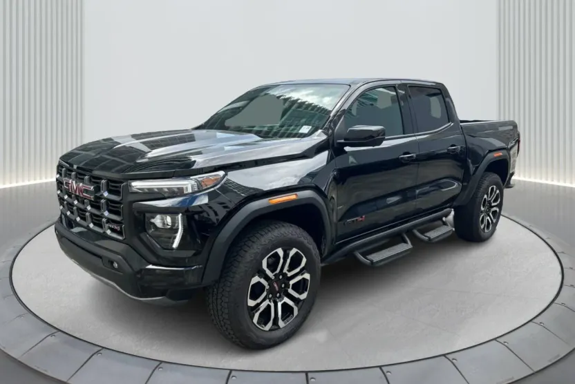 2025 Gmc Canyon AT4 photo 1