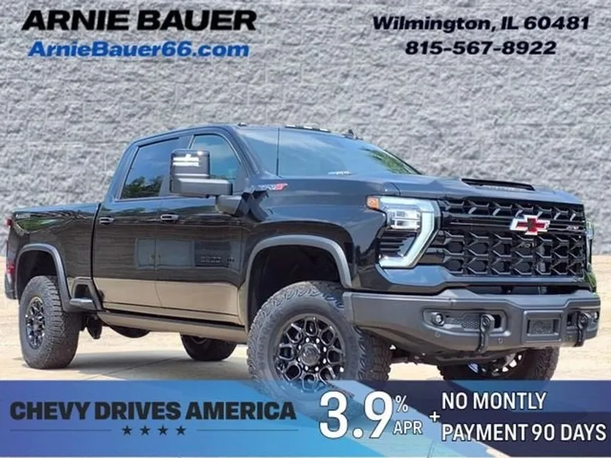 2025 Chevrolet Silverado 2500HD ZR2 photo 1