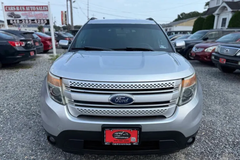 2011 Ford Explorer Limited photo 1
