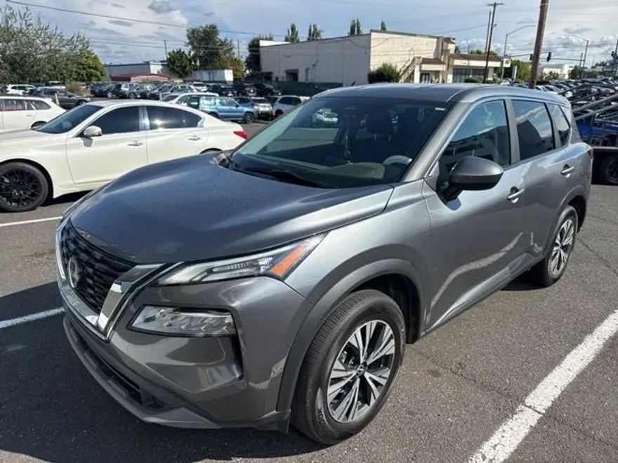 2023 Nissan Rogue SV photo 1