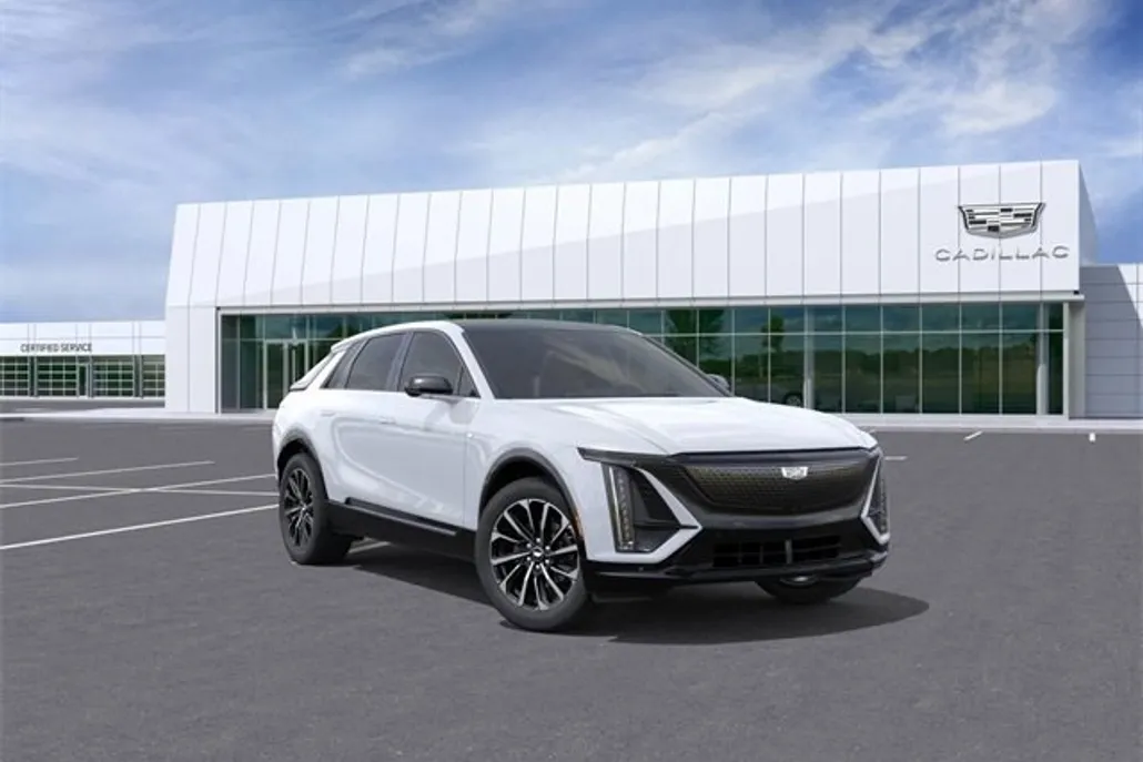 2026 Cadillac Lyriq Sport photo 1