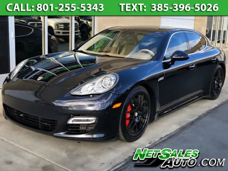 2011 Porsche Panamera Turbo photo 1