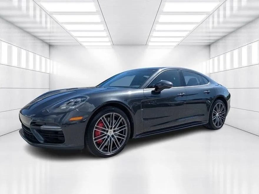 2017 Porsche Panamera Turbo photo 1
