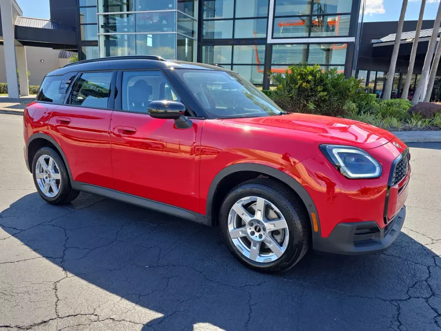 2025 Mini Countryman S ALL4 photo 1