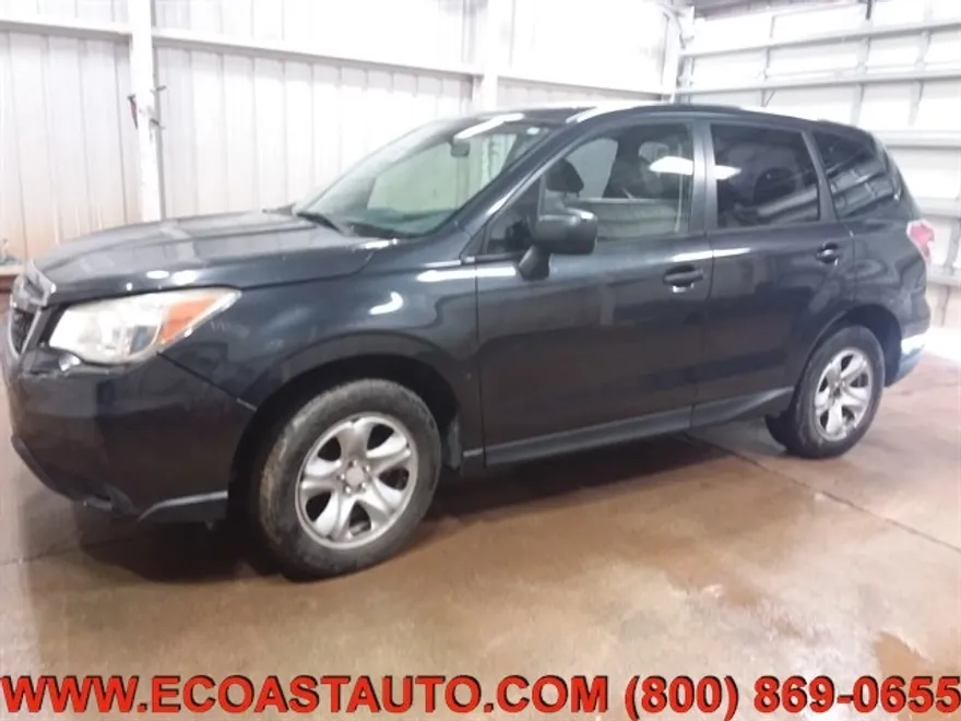 2014 Subaru Forester 2.5i photo 1