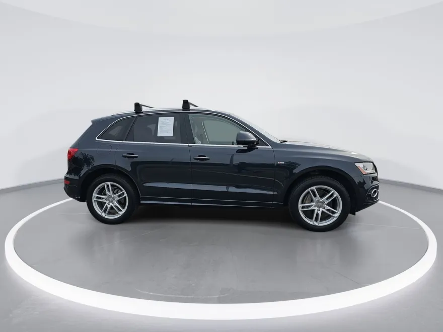 2017 Audi Q5 3.0T Premium Plus photo 1