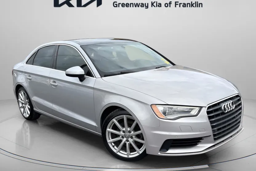 2016 Audi A3 1.8T Premium Plus photo 1