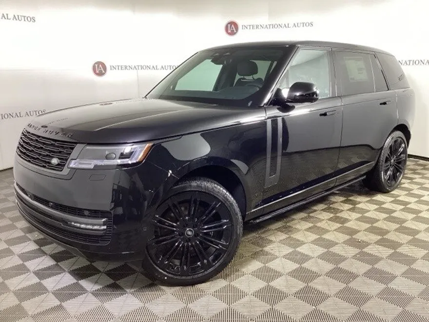 2025 Land Rover Range Rover SE photo 1
