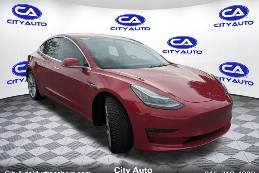2018 Tesla Model 3 photo 1