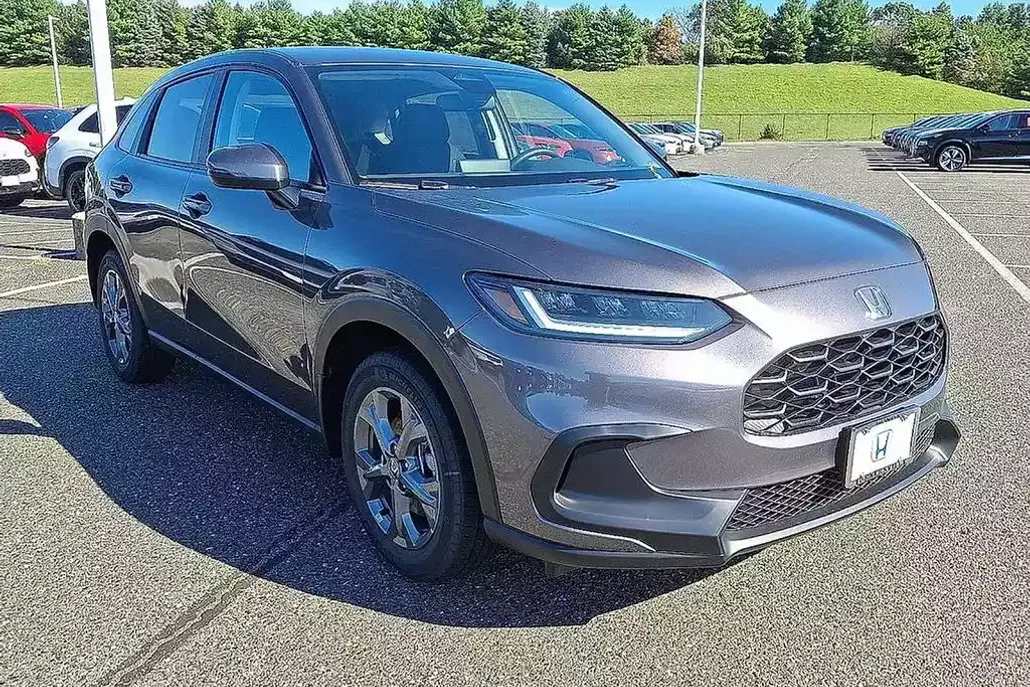 2026 Honda HR-V LX photo 1