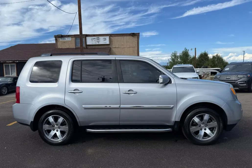 2014 Honda Pilot Touring photo 1