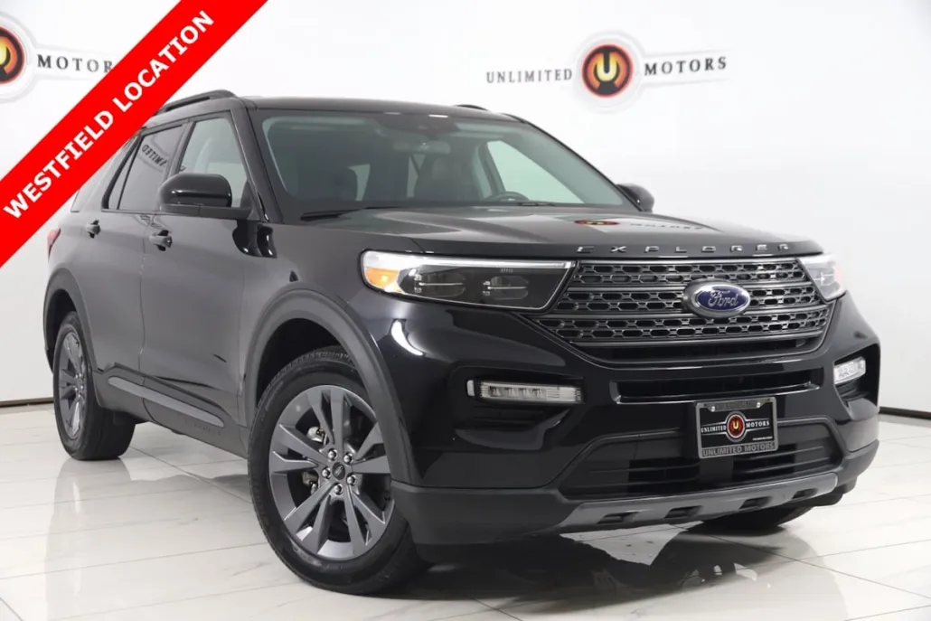 2022 Ford Explorer XLT photo 1