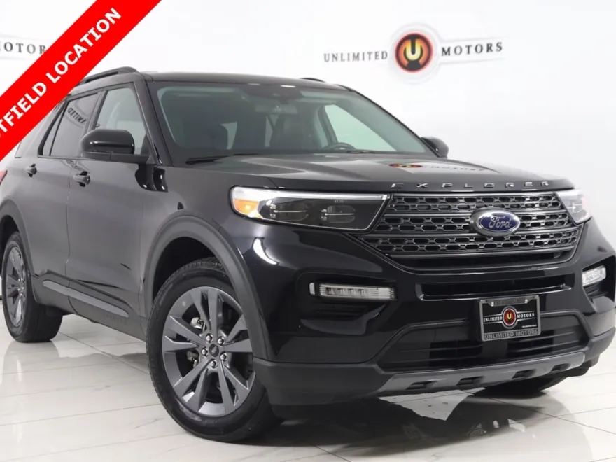 2022 Ford Explorer XLT photo 1