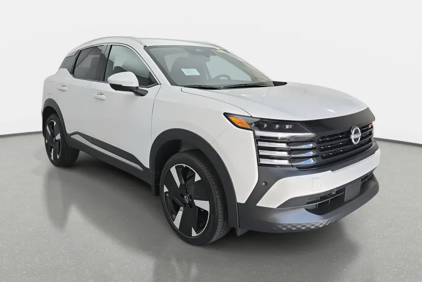 2025 Nissan Kicks SR photo 1