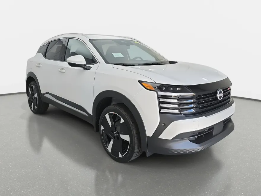 2025 Nissan Kicks SR photo 1