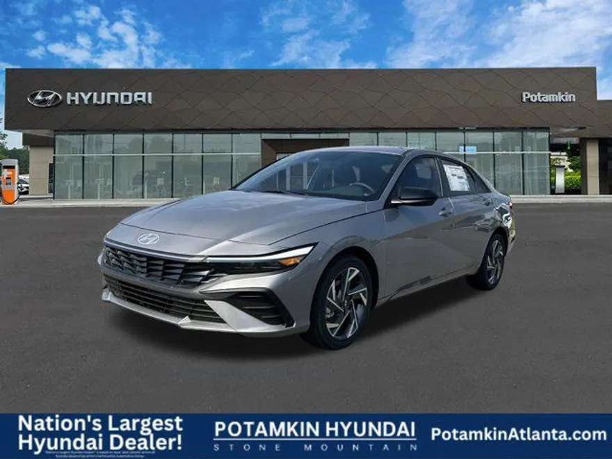 2025 Hyundai Elantra SEL Sport photo 1