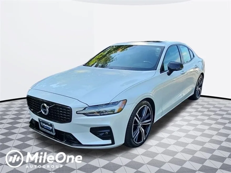 2021 Volvo S60 T5 R-Design photo 1