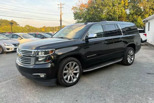2016 Chevrolet Suburban LTZ photo 3