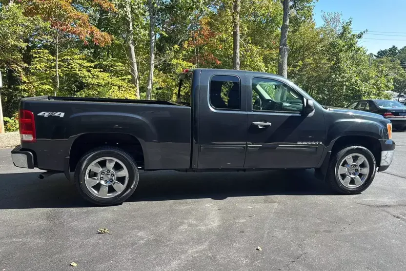 2009 Gmc Sierra 1500 SLE photo 1